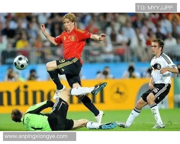 重温昔日绿茵场传奇老球星巅峰时刻与经典进球集锦